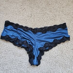 Victorias Secret 2015 cheeky panty blue black lace silky size large